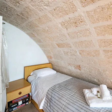 Palazzo Bellavista By Rentbeat Apartment